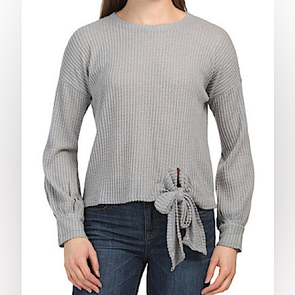 TRESICS Front Tie Top